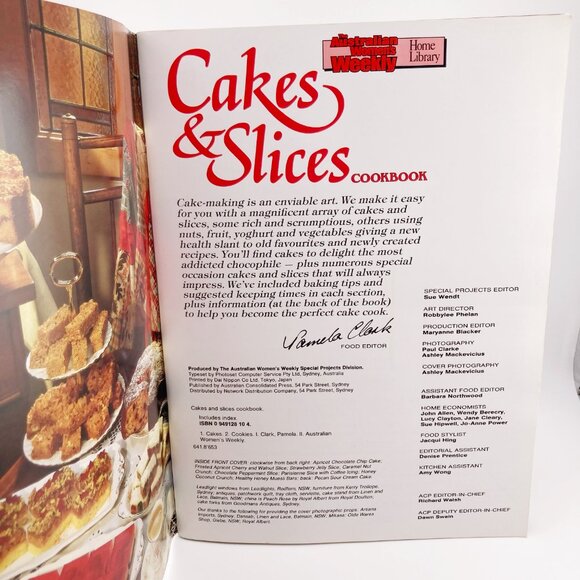 VINTAGE Cakes and Slices dessert recipe cookbook ~ Softcover Australian book - Picture 4 of 16
